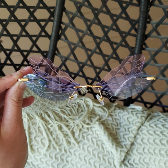 COPY - Double Dragonfly wing sunglasses: blue/purple - Picture 12 of 16